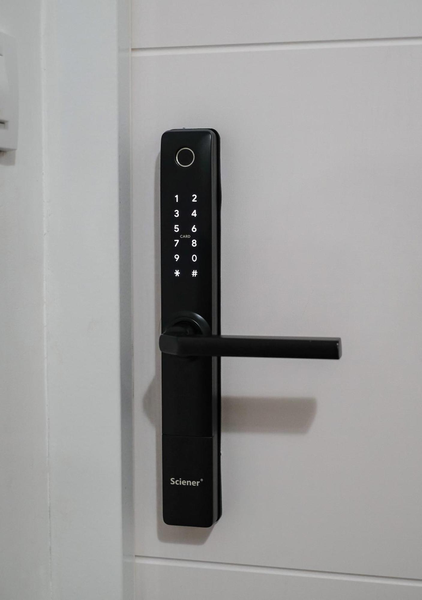 Apartment In Nis, Center! Brand-New 外观 照片